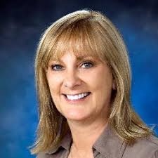 Vicki Gray (@vickigrayCDS)