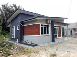 Spesifikasinya yaitu pondasi batu kali, dinding batu bata finish plester aci, lantai keramik kualitas biasa, plafond gypsum rangka kayu atau hollow, atap genteng rangka baja ringan atau kayu. Bina Rumah Atas Tanah Sendiri Mkk Rekabina