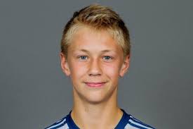 Surrey teen killed in Cloverdale crash remembered as amazing athlete and  student