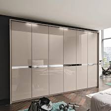 Sita is a multinational information technology company providing it and telecommunication services to the air transport industry. Moderner Kleiderschrank Aliga Musterring Lackiertes Holz Schiebeturen Schubladen