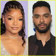 Chlöe Bailey Admits She's 'So Protective' Of Sister Halle Bailey: 'I Feel  Like A Momma Bear Sometimes'