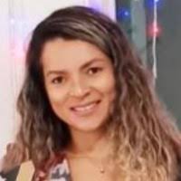 50+ perfiles de «Vanessa Valencia»