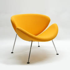 Peek inside katja's home featuring an orange slice chair designed by pierre paulin for artifort. 2 X Orange Slice Lounge Chair By Pierre Paulin For Artifort 6413