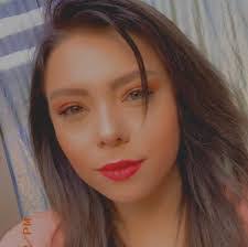 Amber Judd's Instagram, Twitter & Facebook