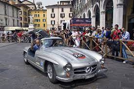 Desde brescia a roma en cuatro días, pasando por bolonia, más de 375 coches originales fabricados entre 1927 y 1957 desfilan por. Mille Miglia 2021 Italien De