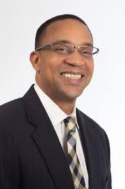 Alum pastor takes winding path from bootcamp to courtroom to pulpit