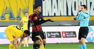 Galatasaray maçı hangi kanalda listesi ve galatasaray maçları yayın programı için bu sayfayı favorilerinize ekleyebilirsiniz. Xwtcudn7c9uudm