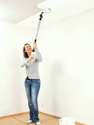 Decken Und Wande Streichen Mit Edlem Weiss Von Dulux Wande Richtig Streichen Streichen Tipps Richtig Streichen