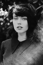 Black And White Pictures Of Women S Faces With Value Elsa Fredriksson Holmgren Flickr Photo Sharing Portrait Portrait Photography Unique Faces