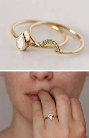 7 Out Of The Box Engagement Rings Hip And Trendy Brides Will Love Glam Radar Pear Diamond Engagement Ring Pear Diamond Engagement Wedding Rings