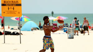Cooped-up Americans race to book vacations in reopened states | Financial Times