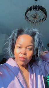 Good Morning AND Happy Monday LOVES!! ♥️😘 , Don’t forget to ignore lame  shit today!! You got things to do!! 🤩🤩