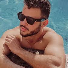 Email Address of @mark_no_insta Instagram Influencer Profile