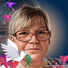 Vandag verwelkom ons een van die nuwe stemme op Jou Lekker Luister Stasie.  Kevin aka Soutie wat julle gaan vermaak op die program Kliphard elke  Saterdagaand tussen 6 en 9. Skakel in