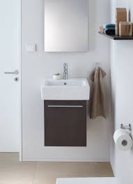 Ci sono anche ikea dove vendono una vasta gamma di prodotti per diversi gusti. Mobili Lavabo Piccoli Per Risparmiare Centimetri Preziosi Cose Di Casa