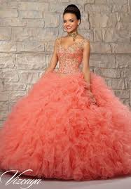 Vestidos De Color Coral Para Quinceaneras Que Debes Probarte Quinceanera Es Pretty Quinceanera Dresses Quinceanera Dresses Quincenera Dresses