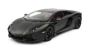 Modellauto aus metall mit detailgetreuen einbauteilen aus kunststoff. Pocher Hk102 Lamborghini Aventador Matt Schwarz