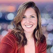 Stephanie Reamer's Instagram, Twitter & Facebook