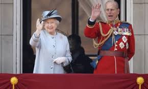 Elisabetta e filippo dovettero affrontare queste rinunce prima del previsto: 72 Anni Di Queen Elizabeth E Filippo Ma La Serie The Crown Fa Parlare Prima Bergamo