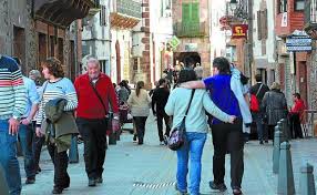 Descubre la magia del turismo rural en baztan. Las Casas Rurales De Baztan Bidasoa Cuelgan El Cartel De Completo El Diario Vasco