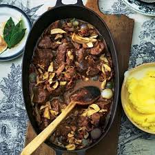 Boeuf Bourguignon Mit Steinpilzen Und Perlzwiebeln Rezept Perlzwiebeln Steinpilze Rezept Rezepte