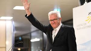 Die wahlsieger bündnis 90/die grünen um den bisherigen ministerpräsidenten winfried kretschmann erhielten 32,6 prozent der stimmen. Grune Mit Paukenschlag In Baden Wurttemberg Debakel Fur Die Cdu