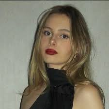 ella chamberlain (@ellachamberlain__) • Instagram photos and videos