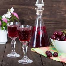 Guignolet Maison Recette En 2020 Guignolet Vin De Cerise Aperitif