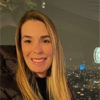 Deborah Vassallo's Instagram, Twitter & Facebook