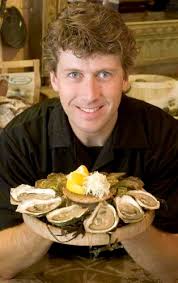 Starfish's Patrick McMurray shucks his way around St. Lawrence Market