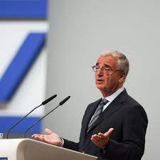 Meine kollegen martin hesse vom. Deutsche Bank Hauptversammlung Kritik An Paul Achleitner Christian Sewing Schwacht Investmentbank Aktie Mit Kurssturz Manager Magazin