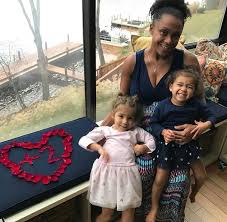 Dominique margaux dawes is a retired american artistic gymnast. Olympic Gold Medalist Dominique Dawes Is Expecting Twins Bellyitchblog