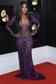 Without much ado, here are the top unique outfits at the 2019 grammys. Grammy Awards 2019 Red Carpet Best Fashion The Best Red Carpet Looks From The 2019 Grammy Awards