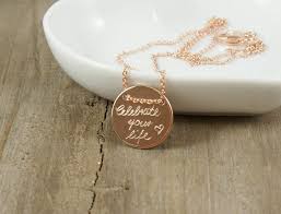 Pin Von Tammy Youngblood Auf Jewelry In 2020 Kette Gravur Personalisierte Kette Vergoldete Kette