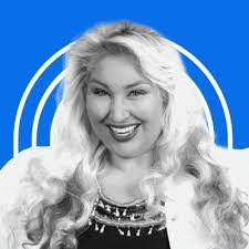 Cassandra Craven's Instagram, Twitter & Facebook