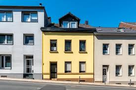 Velbert was first mentioned in ad 875 as feldbrahti and was ruled by the abbey at werden. 4 Zimmer Wohnung Zum Verkauf Wilhelmstrasse 40 42553 Velbert Neviges Mapio Net