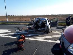 Maybe you would like to learn more about one of these? Foto Accident Grav Pe Autostrada A1 O PersoanÄƒ A Murit Iar Alte Trei Sunt RÄƒnite Ziarul Unirea