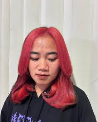 Peek a boo Red Wine dan cutting rambut yang keringnya