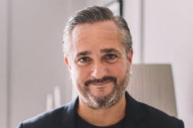 Alec Watt's Instagram, Twitter & Facebook