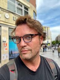 Águila Roja" Sátur será el primer hombre capaz de volar (TV Episode 2014)