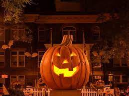 Could any movie be more perfect? What Is The Order Of The Halloweentown Movies It S A Stampede