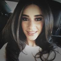 Diana Hakim's Instagram, Twitter & Facebook