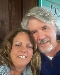 Send us your Rose Hill selfies! We love to see & share them 📸 by Janice Cox