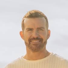 Spencer Stout's Instagram, Twitter & Facebook