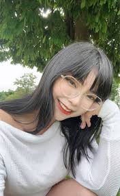 PATAY NA PATAY AKO SA'YO! Want to give more exciting flowers for your  beloved this Valentine's? Introducing our craziest flower arrangement yet:  Pamatay na Valentine's Flowers by Saint Jo Flowers! We have