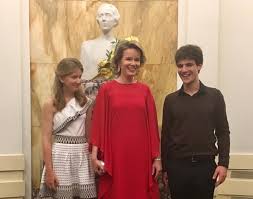 Prinses elisabeth gaf een groot feest en ontroerde het belgische volk, en haar ouders, met haar speech. Prinses Elisabeth Van Belgie Hertogin Van Brabant