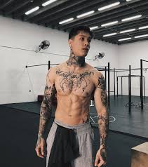 La Imagen Puede Contener 2 Personas Chest Tattoo Men Male Models Tattoo Boy Tattoos