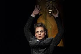 Le songe d'une nuit d'été de shakespeare personnages principaux thésée hippolyte egée lysandre démétrius philostrate hermia héléna bottom lecoin flûte groin etriqué famélique obéron titania puck ou robin bonenfant elfes fées résumé par actes acte 1 Le Songe D Une Nuit D Ete Theatre Denise Pelletier