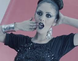 Laritza Parraga Projects :: Photos, videos, logos, illustrations and  branding :: Behance