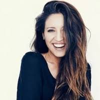 Lynn Lowrey's Instagram, Twitter & Facebook